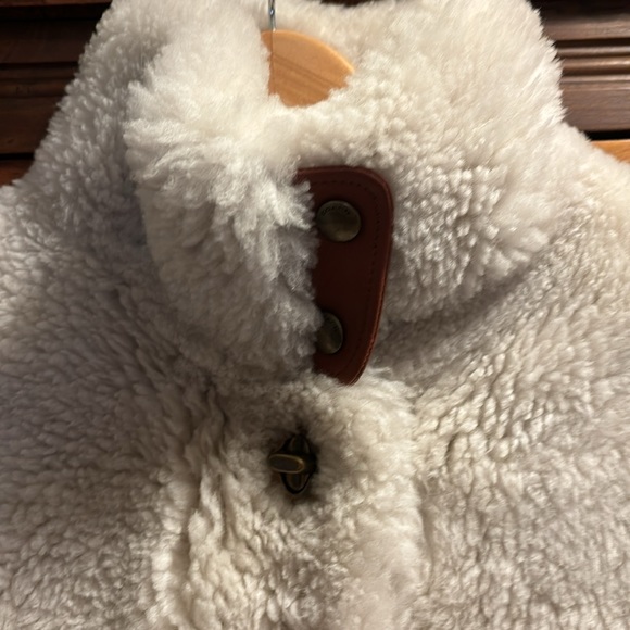 Coach Lamb Shearling (worn once) with leather pocket trim and brass buttons - Picture 2 of 6